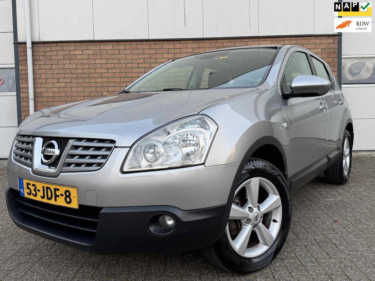 Nissan Qashqai - 2.0 Acenta CLIMATE/PANO/TREKHAAK !!! - AutoWereld.nl