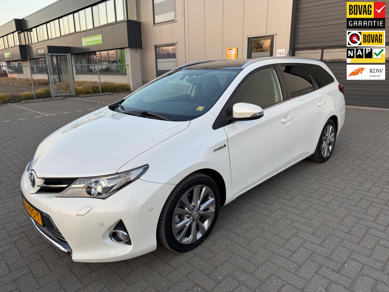 Toyota Auris Touring Sports - 1.8 Hybrid Lease 1.8 Hybrid Lease - AutoWereld.nl