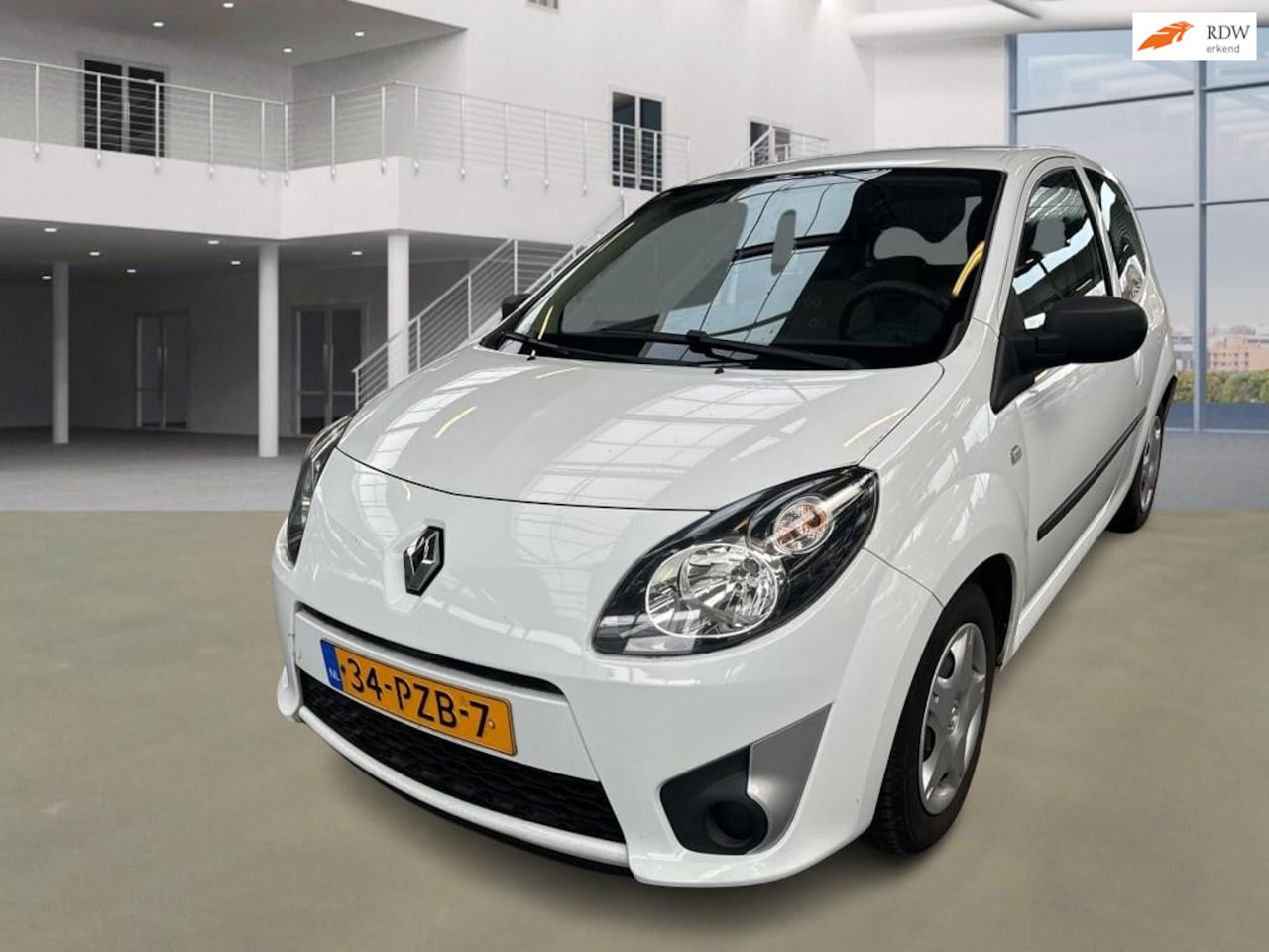 Renault Twingo - 1.2-16V Authentique AIRCO 2 X SLEUTELS - AutoWereld.nl