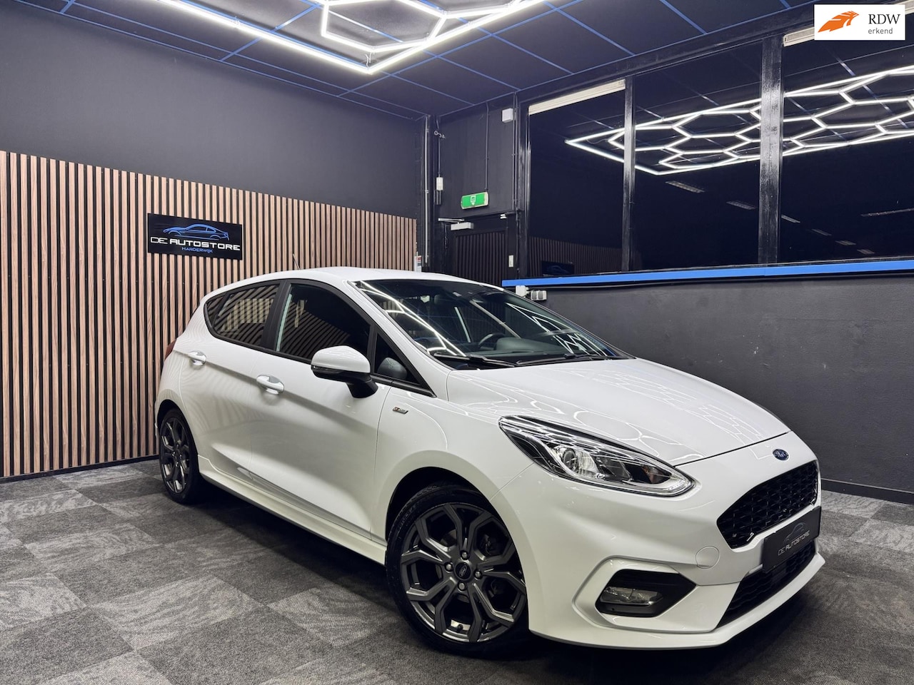 Ford Fiesta - 1.0 EcoBoost ST-Line 1e Eig Navi Cruise 17Inch Pdc B&O Audio In perfecte Staat!! - AutoWereld.nl