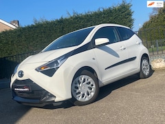 Toyota Aygo - 1.0 VVT-i x-play, , airco, speed limit. nw apk