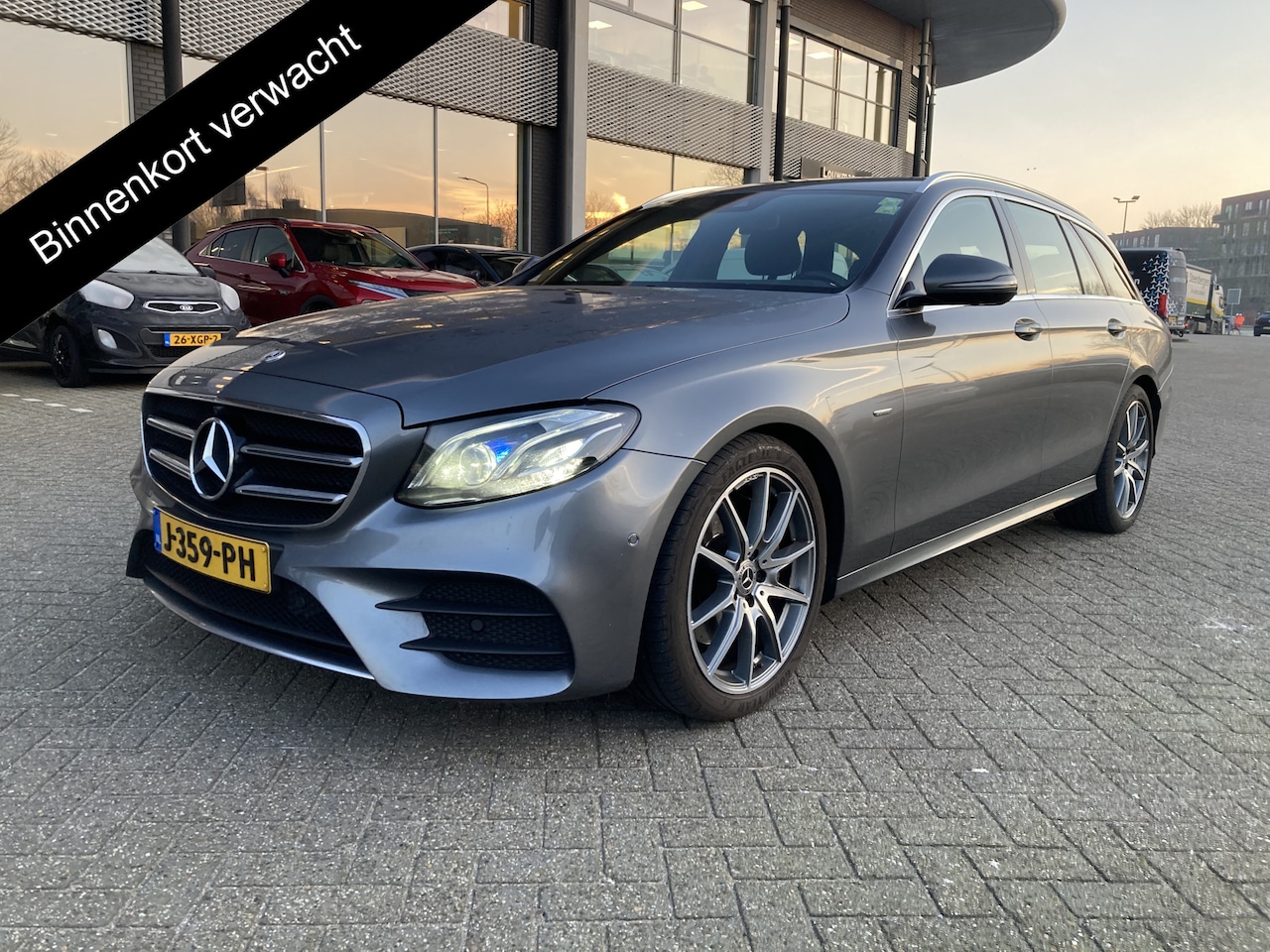 Mercedes-Benz E-klasse Estate - 220 d Business Solution Sport | 1E EIGENAAR | 12MND GARANTIE | AMG-styling | LED | DAB | C - AutoWereld.nl