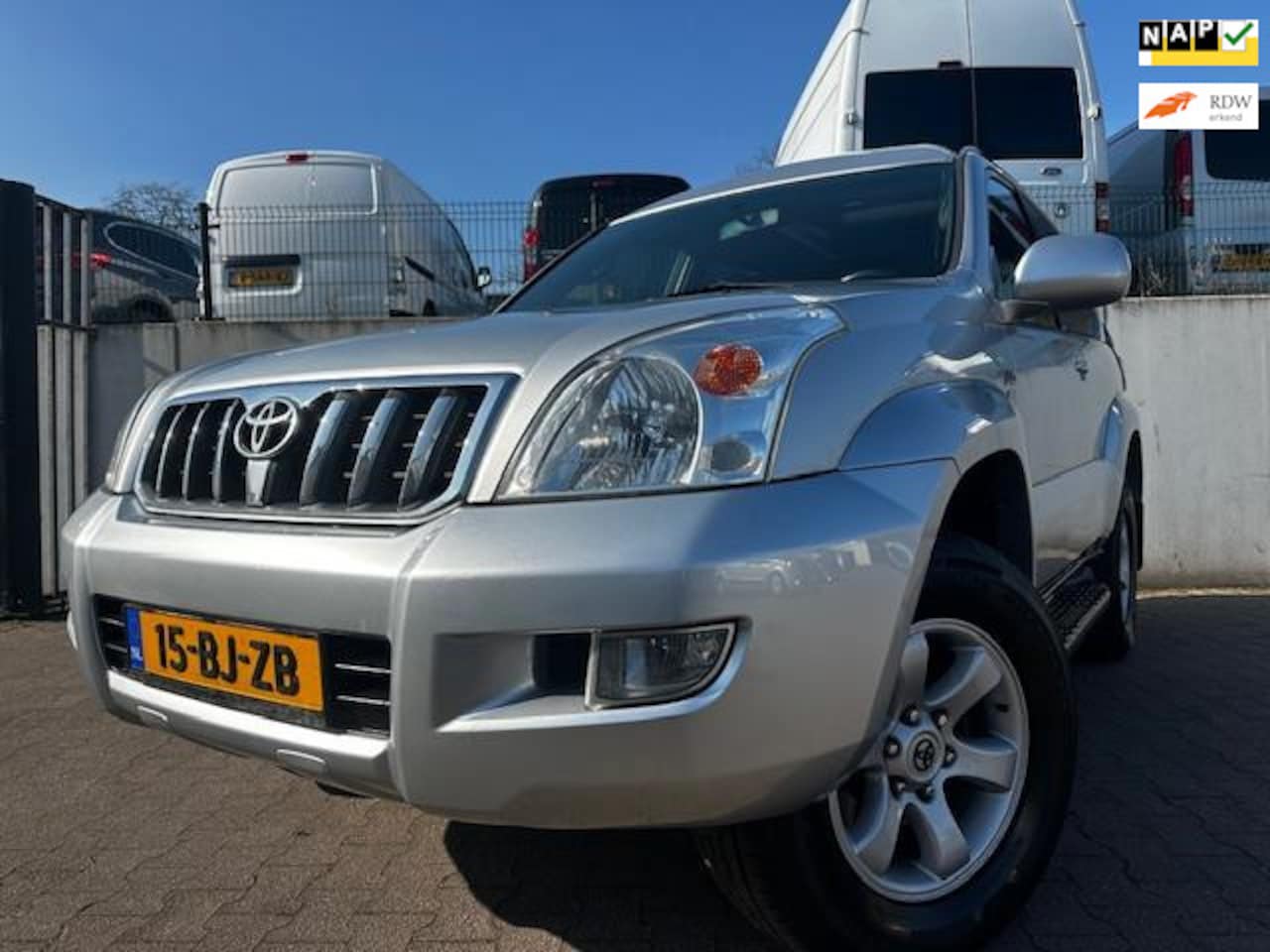 Toyota Land Cruiser - 3.0 D-4D VX HR Blind Van/AUTOMAAT/CRUISE/AIRCO/TREKHAAK/APK 01-2026/ZEER NETTE LAND CRUISE - AutoWereld.nl