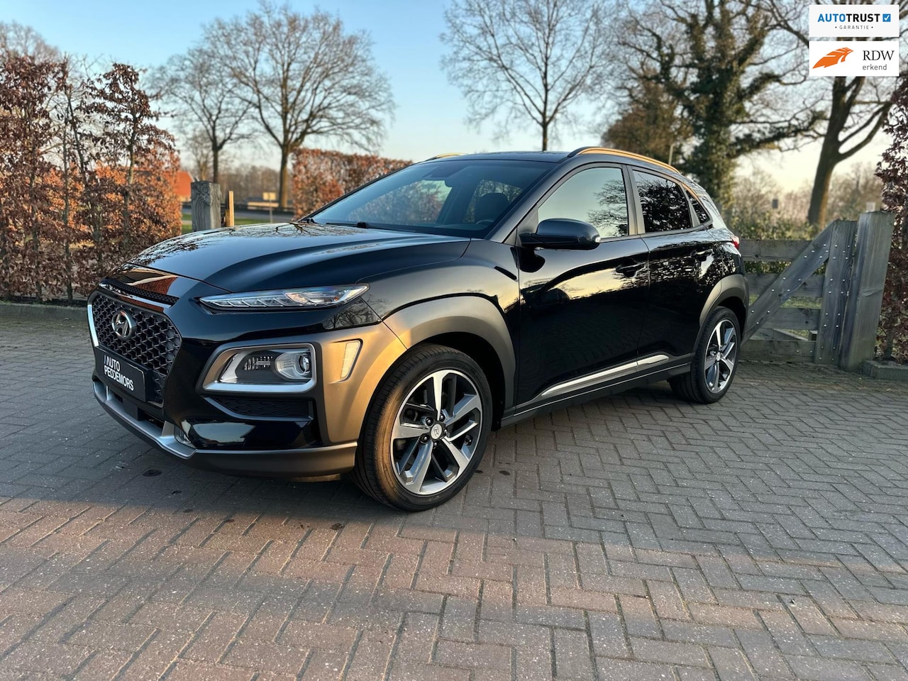 Hyundai Kona - 1.6 T-GDI Premium 4WD| Automaat| Trekhaak| Half Leder| Camera - AutoWereld.nl