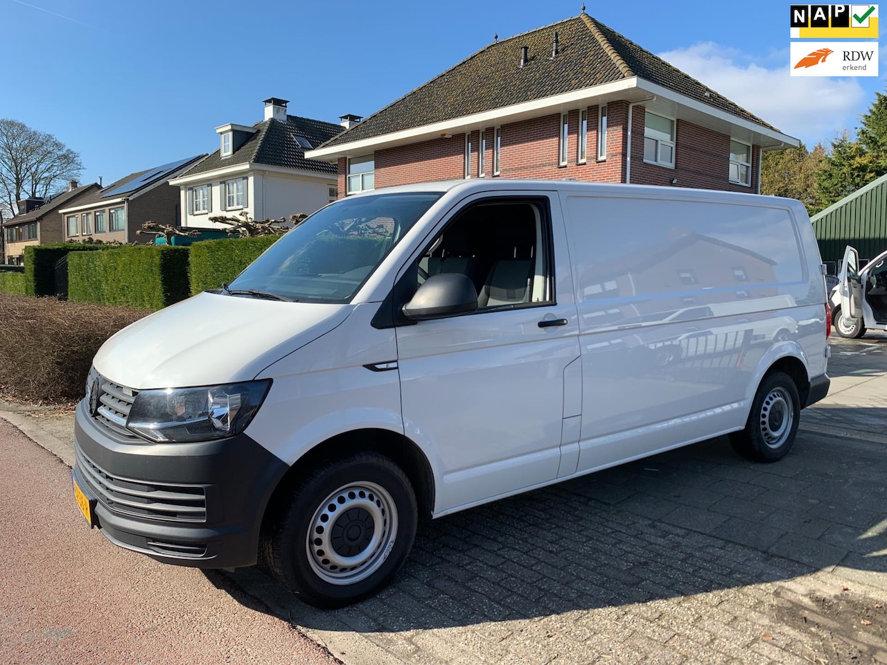 Volkswagen Transporter - 2.0 TDI L2H1 Highline Automaat - AutoWereld.nl