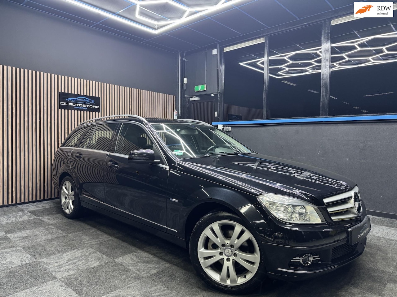 Mercedes-Benz C-klasse Estate - 180 K BlueEFFICIENCY 2e Eig Aut Navi Half leder Schuifdak Cruise Pdc In Zeer mooie Staat!! - AutoWereld.nl