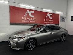 Lexus ES - 300h Premium - NAVI/LEER/CAMERA/DAKJE/CARPLAY/NAP