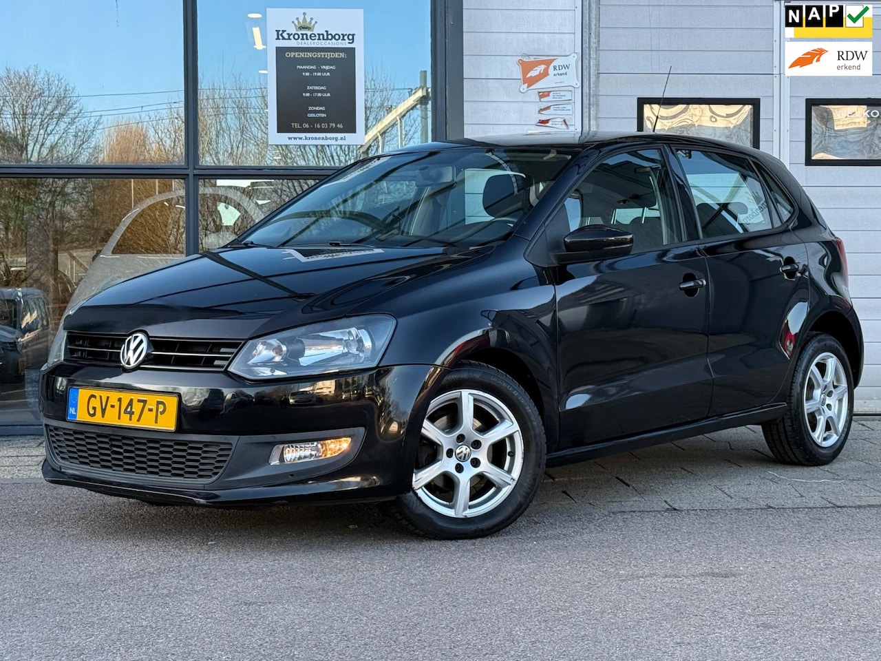 Volkswagen Polo - 1.2-12V BlueMotion Comfortline 1.2-12V BlueMotion Comfortline, NAP, CARPLAY, APK - AutoWereld.nl