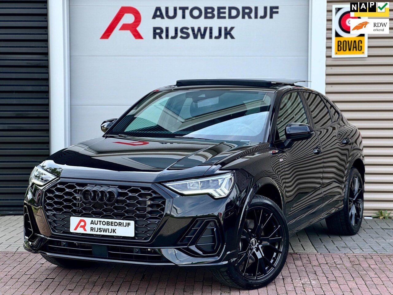 Audi Q3 Sportback - 35 TFSI S Edition Pano/Leer/Camera - AutoWereld.nl