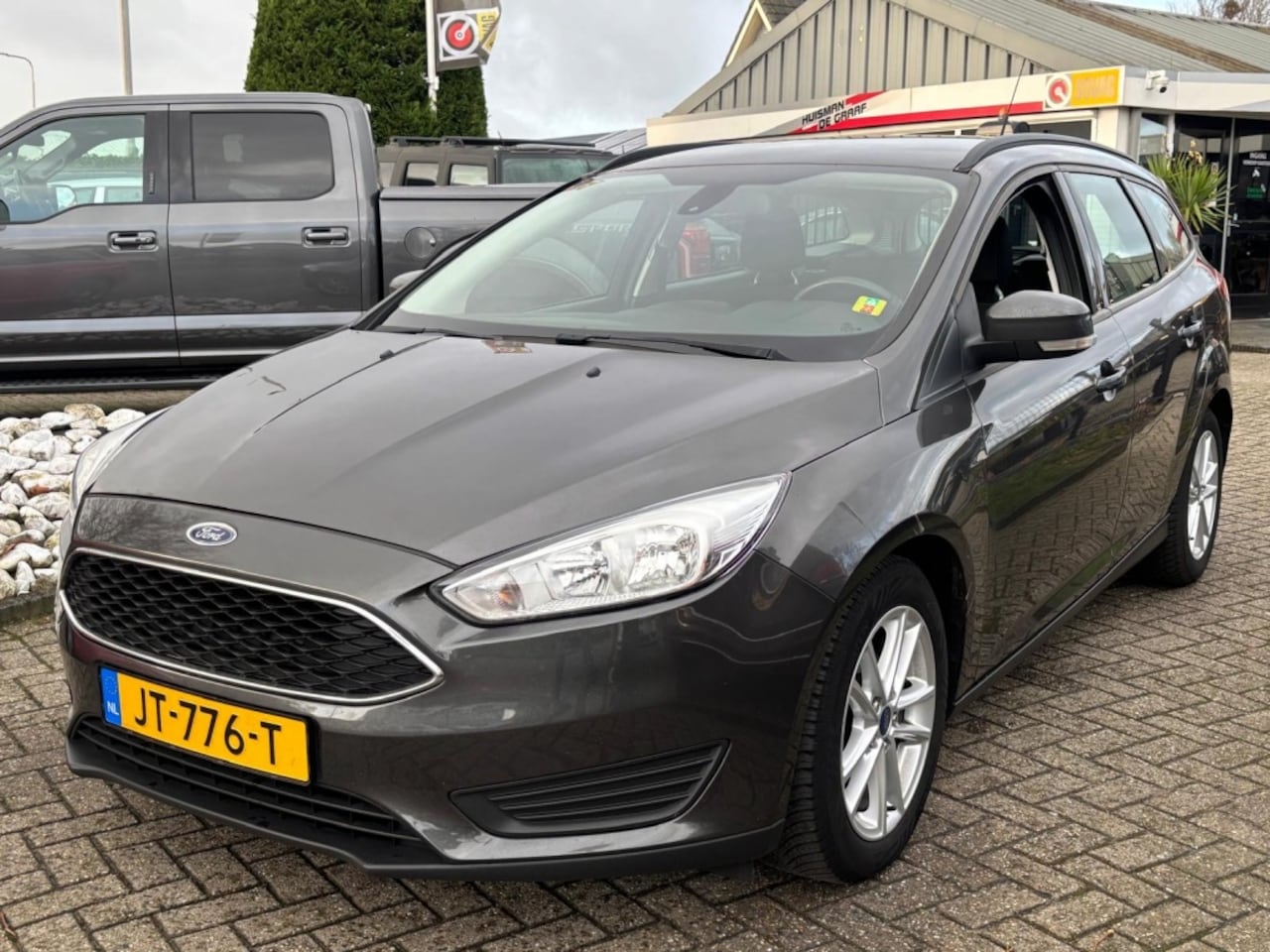 Ford Focus Wagon - 1.0 Trend 2016 Grijs Nieuw Model - AutoWereld.nl