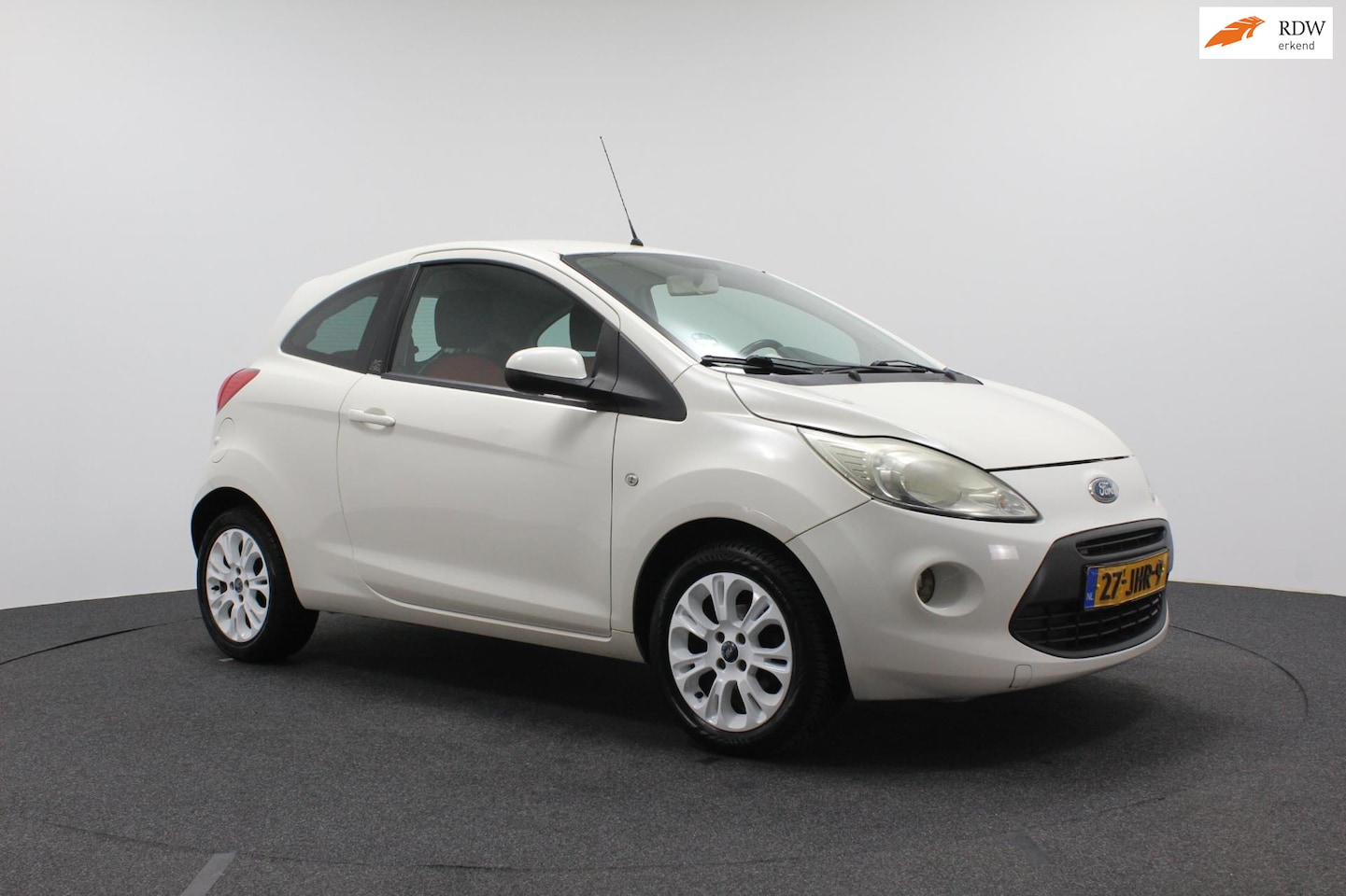 Ford Ka - 1.2 Titanium | Airco | Sportvelgen | Goed onderhouden | Nieuwe APK - AutoWereld.nl