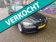 BMW 3-serie Touring - 318i digitale airco stereo sport interieur lm velgen goed rijdende auto elektrische ramen