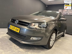 Volkswagen Polo - 1.6 TDI BlueMotion Eerste eigenaar Navi Parkeer sen- NL