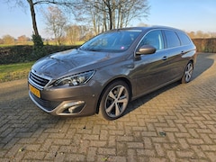 Peugeot 308 SW - 1.2 e-THP Première Panorama 130PK