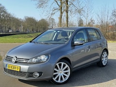 Volkswagen Golf - 1.6 TDI Highline BlueMotion Nieuwe D/RİEM