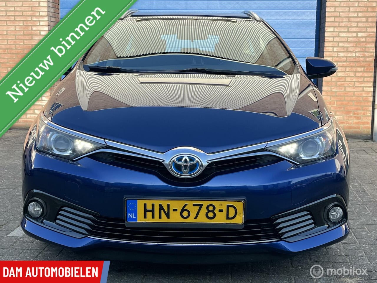 Toyota Auris Touring Sports - 1.8 Hybrid Xenon, Cruis C, NAP! - AutoWereld.nl