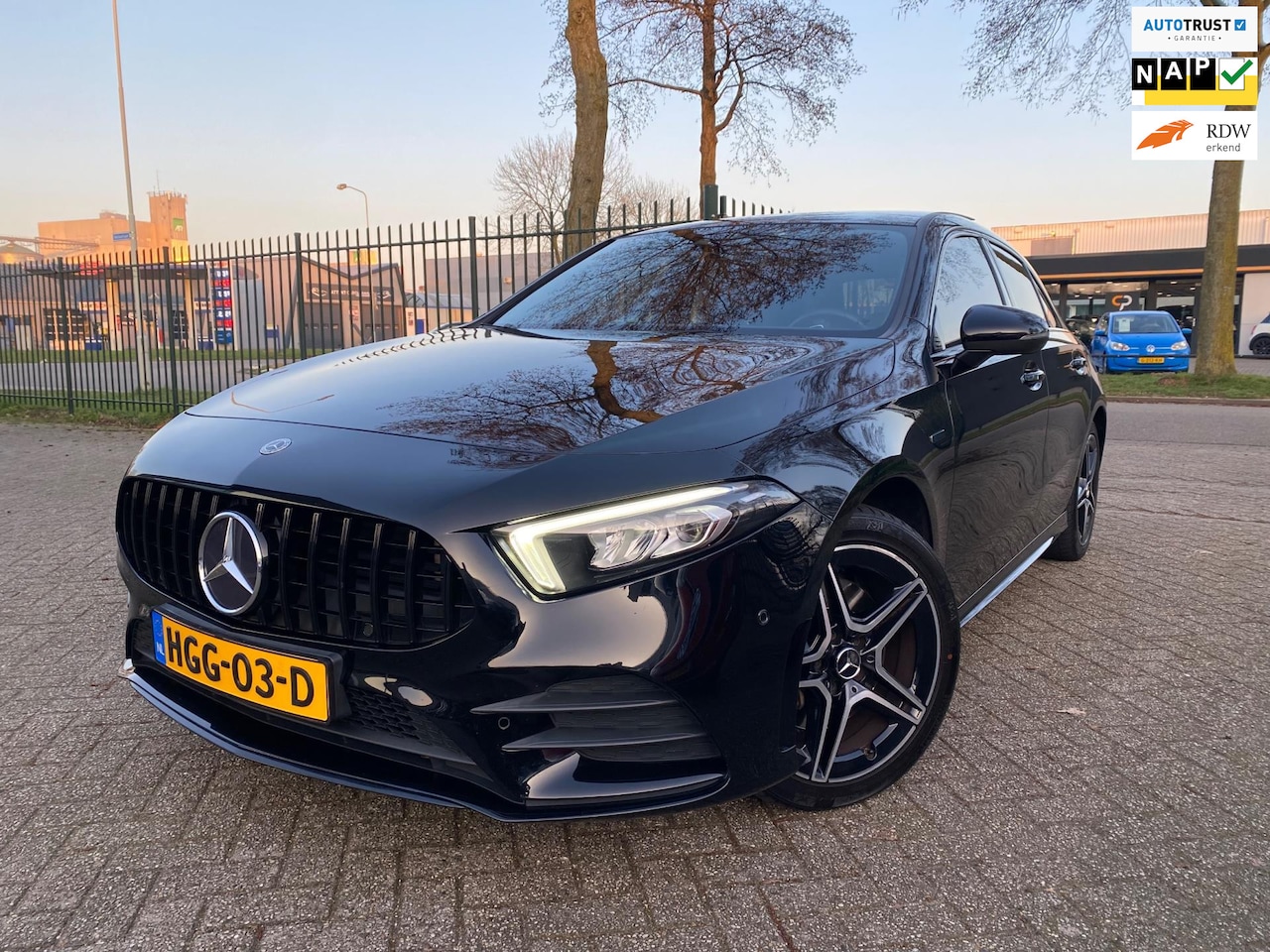 Mercedes-Benz A-klasse - 250 e Business Solution AMG Limited Pano Camera - AutoWereld.nl