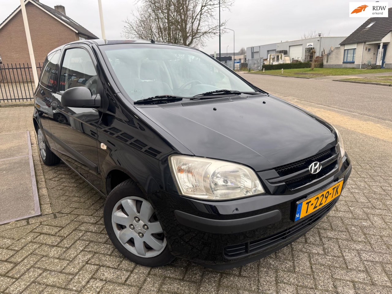 Hyundai Getz - 1.1i Young 3 deurs,Airco,Ruime APK - AutoWereld.nl