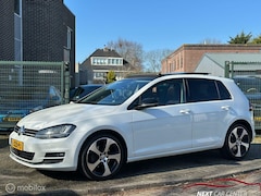 Volkswagen Golf - 1.4 TSI DSG Highline Pano