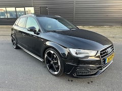 Audi A3 Sportback - 2.0 TDI S-Line Pano Park Assist Camera 2013