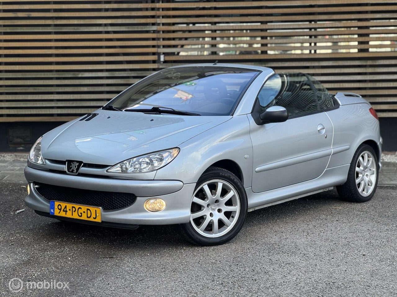 Peugeot 206 CC - | recent onderhouden | Peugeot 206 CC 1.6-16V | recent onderhouden | - AutoWereld.nl