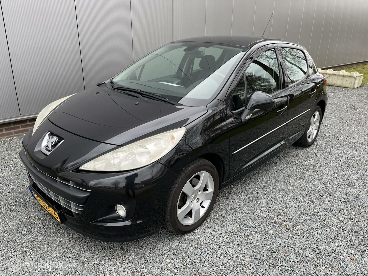 Peugeot 207 - 1.6 VTi Première 1.6 VTi Première - AutoWereld.nl