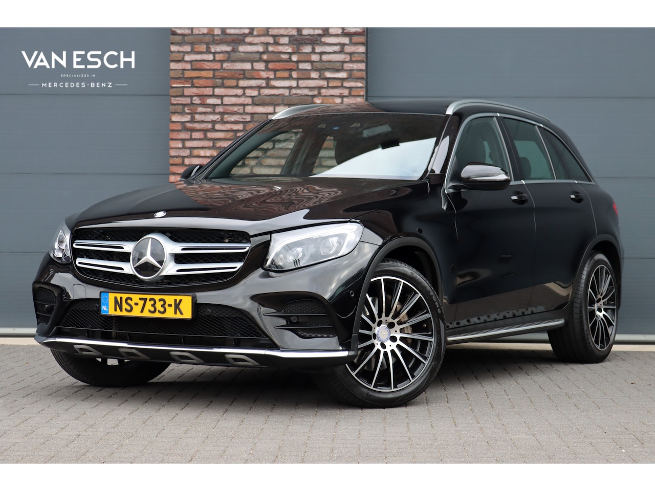 Mercedes-Benz GLC-klasse - 250 d 4MATIC AMG Line Aut9 | Luchtvering | Burmester | Trekhaak | Panoramadak | Distronic+ - AutoWereld.nl