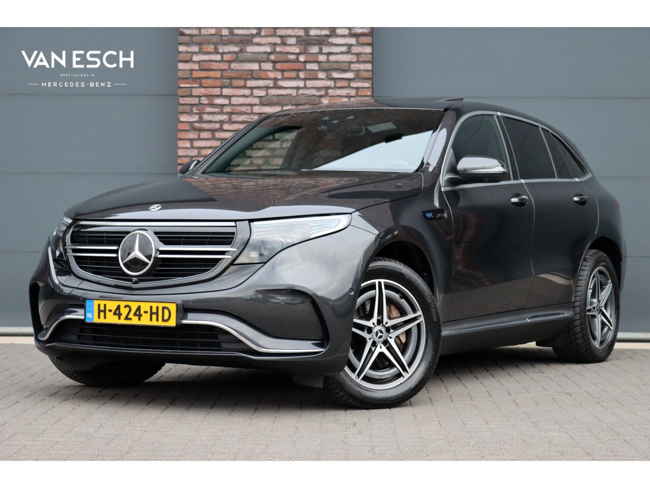 Mercedes-Benz EQC - 400 4MATIC Premium 80 kWh | Schuifdak | Distornic+ | Trekhaak | Burmester | Surround Camer - AutoWereld.nl