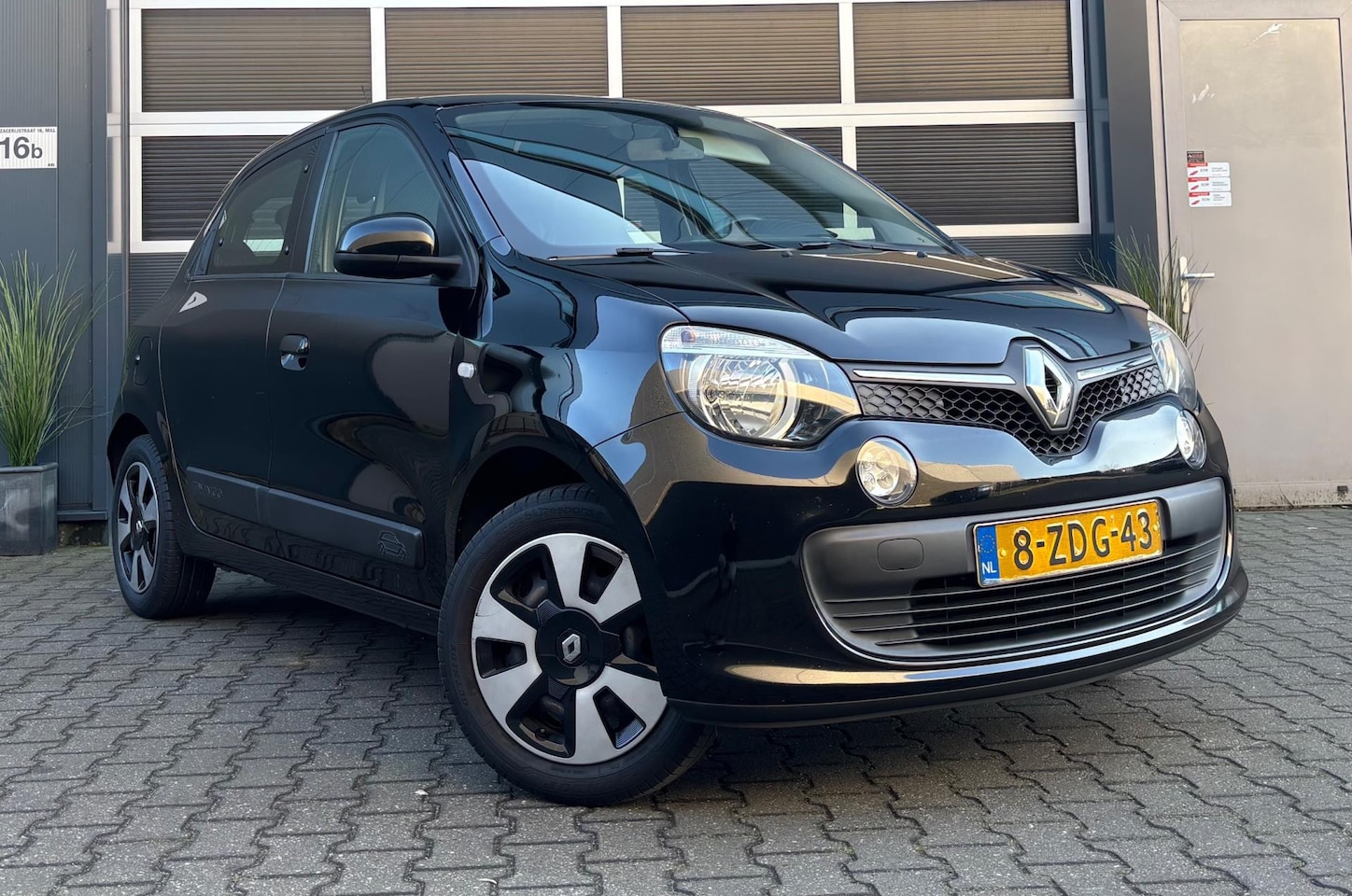 Renault Twingo - 1.0 SCe Expression*Bluetooth*Dealer onderhouden*AC - AutoWereld.nl