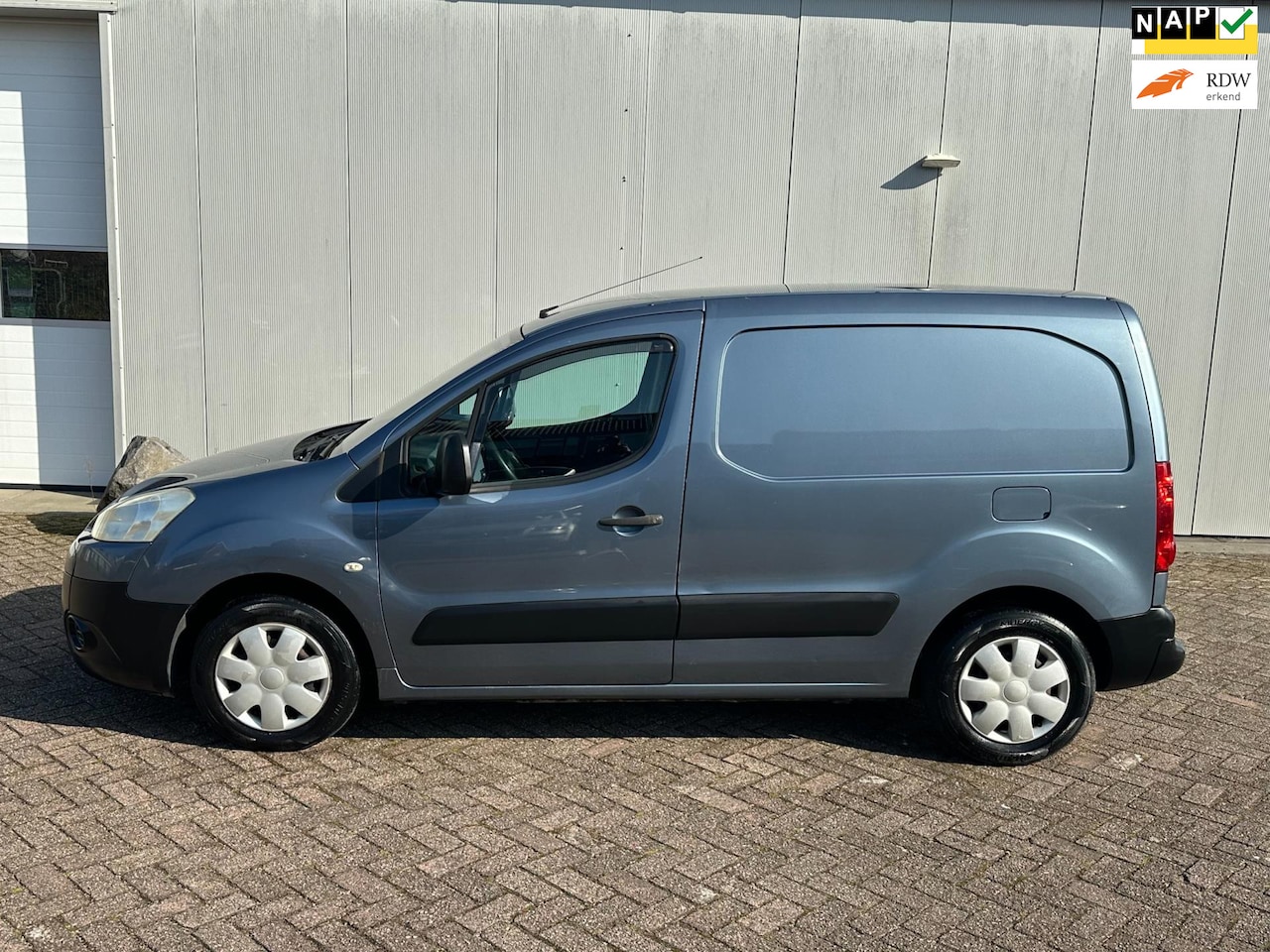 Peugeot Partner - 120 1.6 HDI L1 XT 120 1.6 HDI L1 XT - AutoWereld.nl