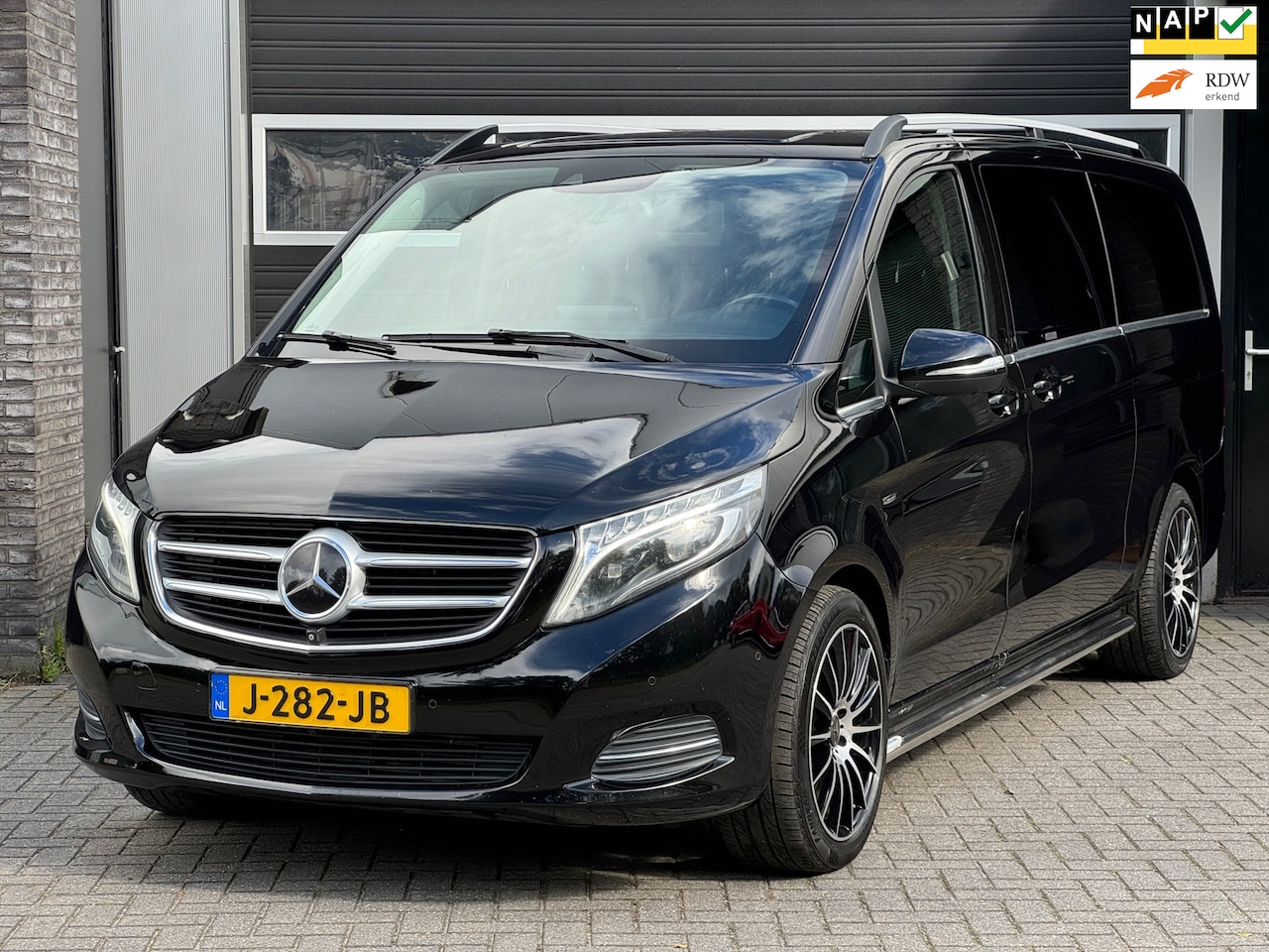 Mercedes-Benz V-klasse - 250d 4-MATIC Extra Lang MARGE AUTO 360 Camera, Burmester, Adaptive Cruise, NAP - AutoWereld.nl