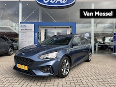 Ford Focus Wagon - 1.5 EcoBlue ST Line Business | Panodak | Dodehoekdetectie | Winter Pack | Half-lederen bek