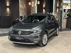 Volkswagen T-Roc - 1.5 TSI R-Line|PANO|FULL OPTION