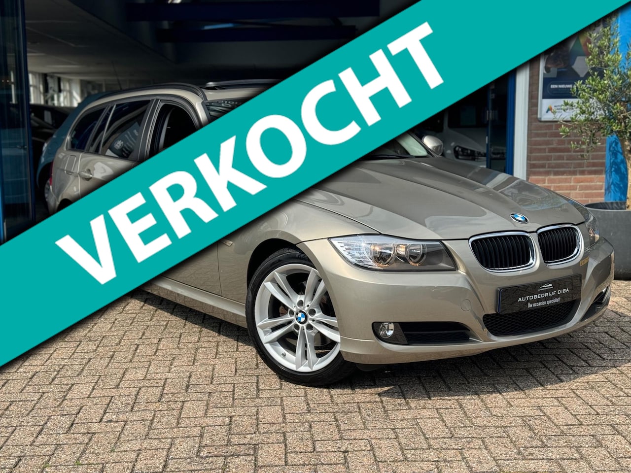 BMW 3-serie Touring - 320i Luxury Line 2012 CLIMA LM NAP! - AutoWereld.nl