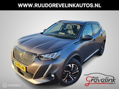 Peugeot 2008 - 1.2 PT H6 Allure Navi 17"Velg Camera 1/2Leer Carplay