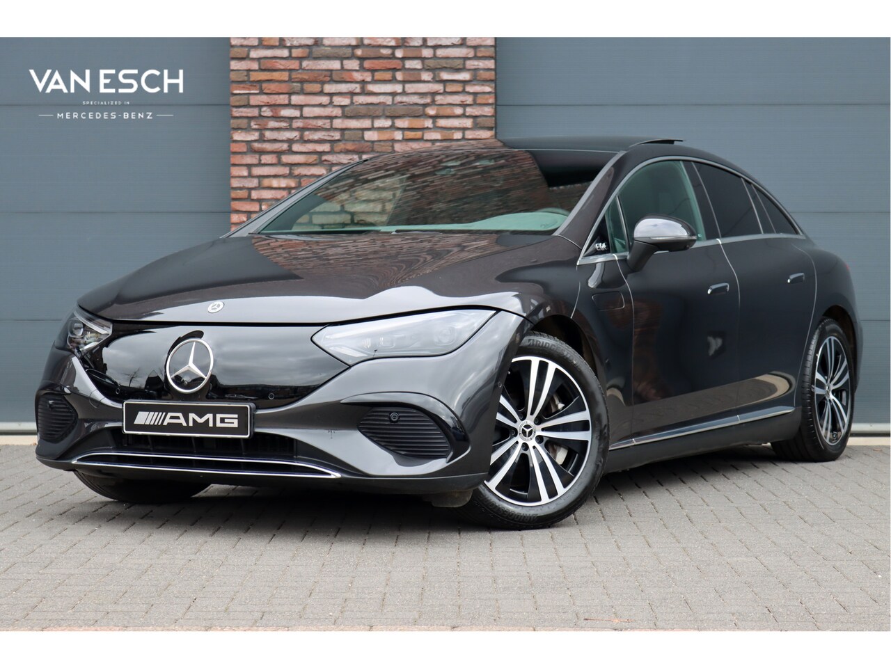 Mercedes-Benz EQE - 300 Premium+ AMG Line 89 kWh | Hyperscreen | Distronic+ | Panoramadak | Memory | Burmester - AutoWereld.nl