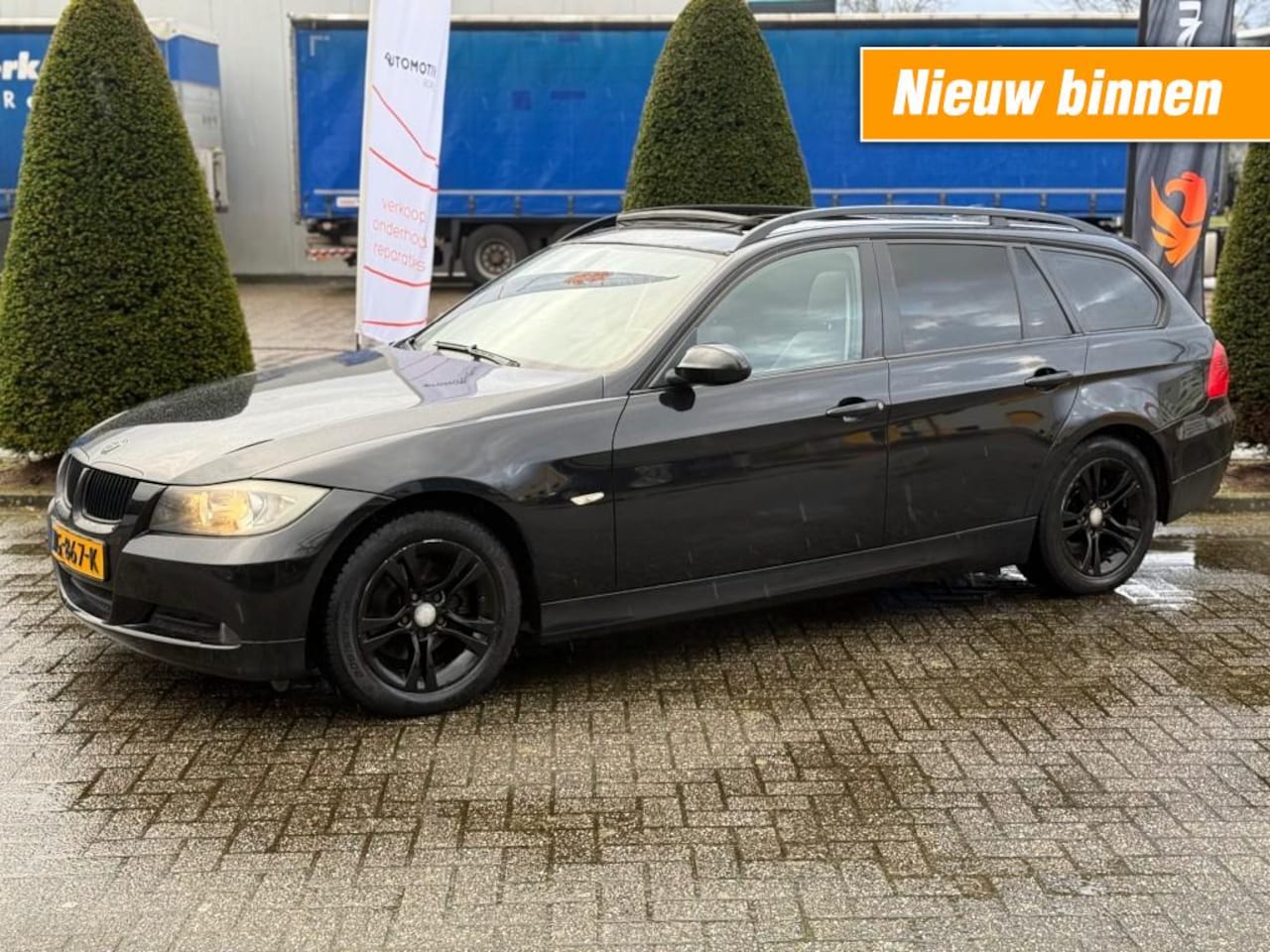 BMW 3-serie - 318I BUSINESS LINE / PANO / PDC / ST-VER - AutoWereld.nl