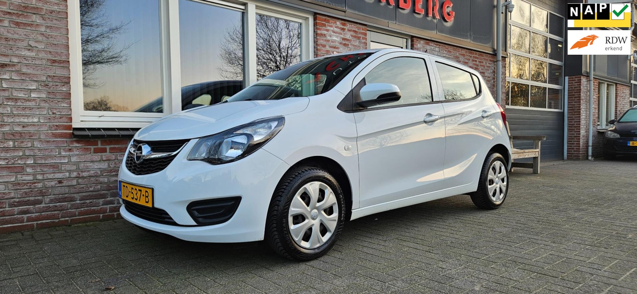 Opel Karl - 1.0 ecoFLEX Edition Airco! Cruise Control! Nette Auto! NAP! - AutoWereld.nl