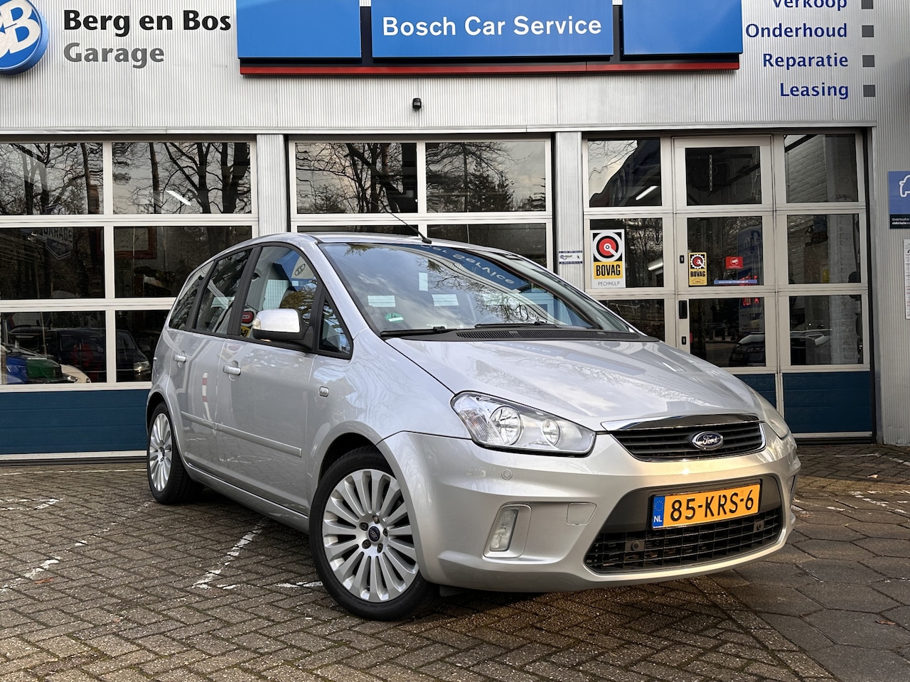 Ford C-Max - 1.8-16V Limited/ Navi/ PDC/ Trekhaak - AutoWereld.nl