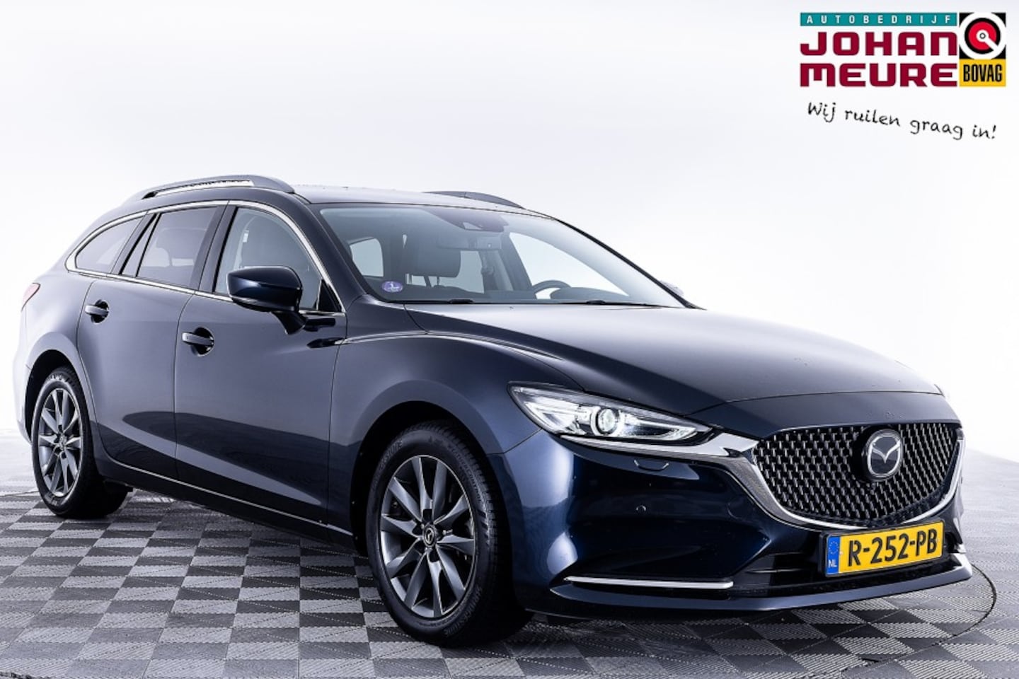 Mazda 6 Sportbreak - 2.0 SkyActiv-G 165 Business Automaat | LEDER | Full LED ✅ 1e Eigenaar . - AutoWereld.nl