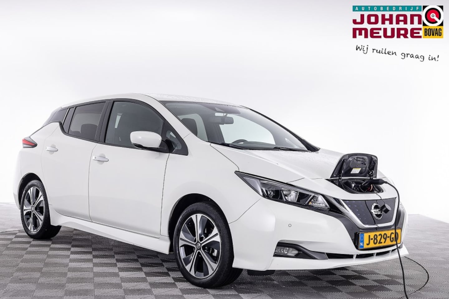 Nissan LEAF - N-Connecta 40 kWh ✅ 1e Eigenaar . - AutoWereld.nl