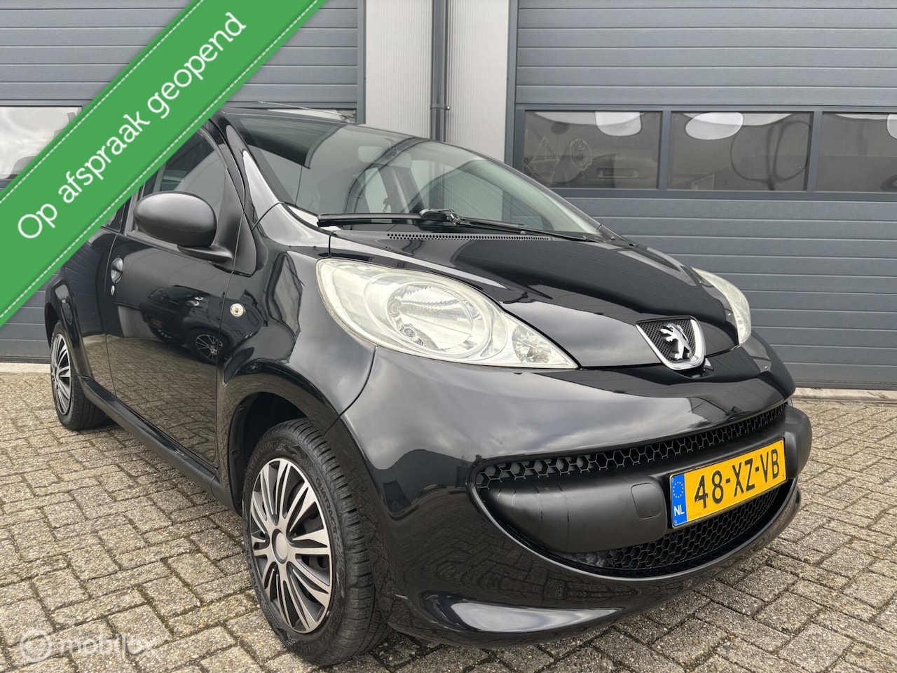 Peugeot 107 - 1.0-12V XR Navi Uitvoering _ NL Auto - AutoWereld.nl