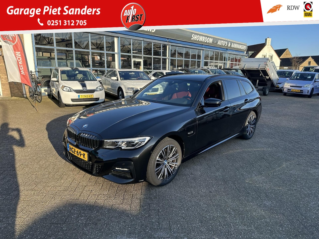 BMW 3-serie Touring - 320e I M-Sport pakket I Laser Light I Verw. stuur/stoelen I 360 Camera I - AutoWereld.nl