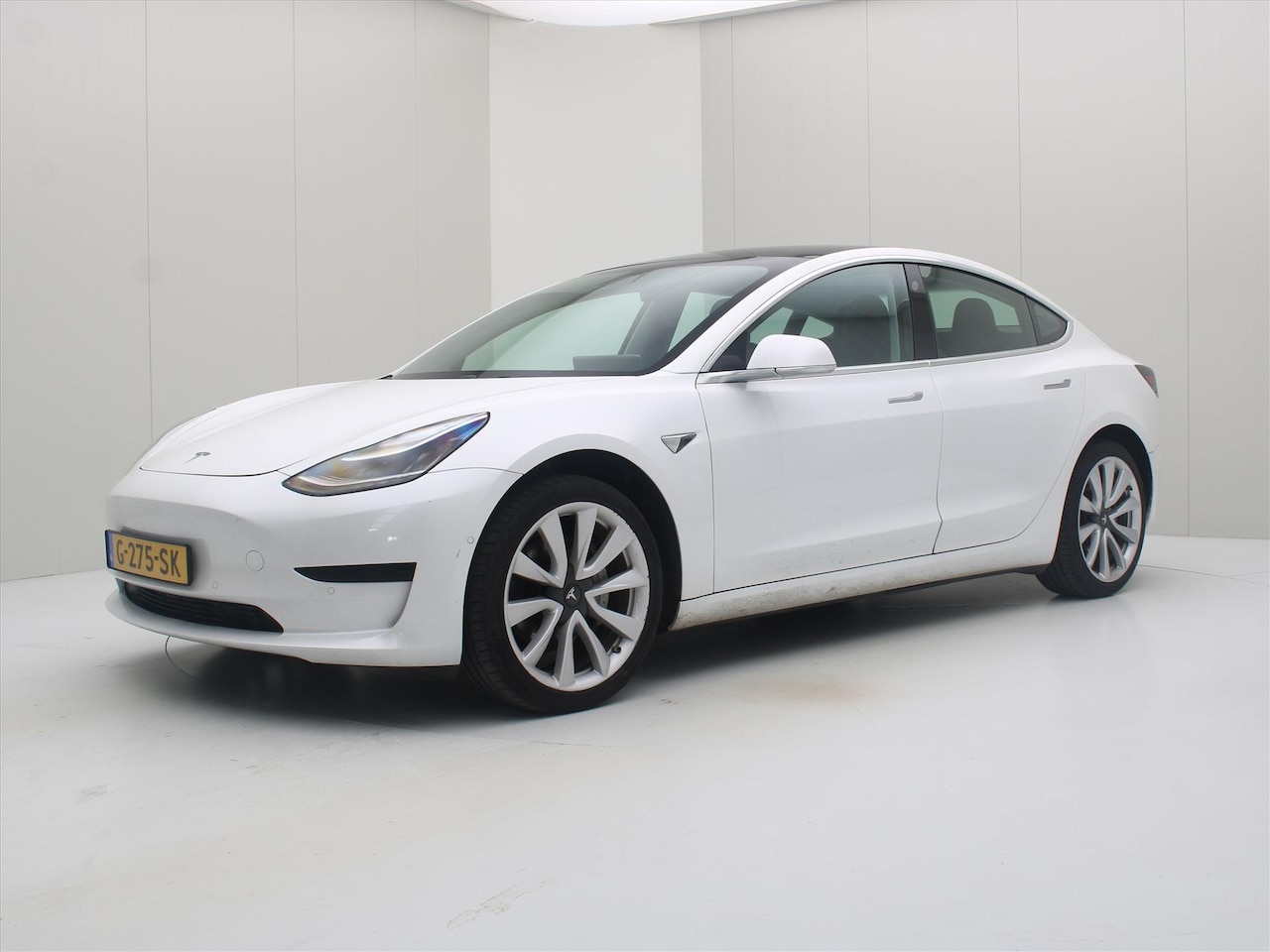 Tesla Model 3 - Standard RWD Plus [ AUTOPILOT+19" LMV+60 kWh+PREMIUM AUDIO - AutoWereld.nl