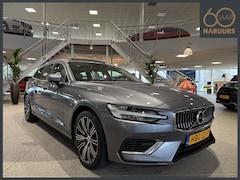 Volvo V60 - 2.0 T8 AWD Inscription, Pano, Trekhaak, Adaptive