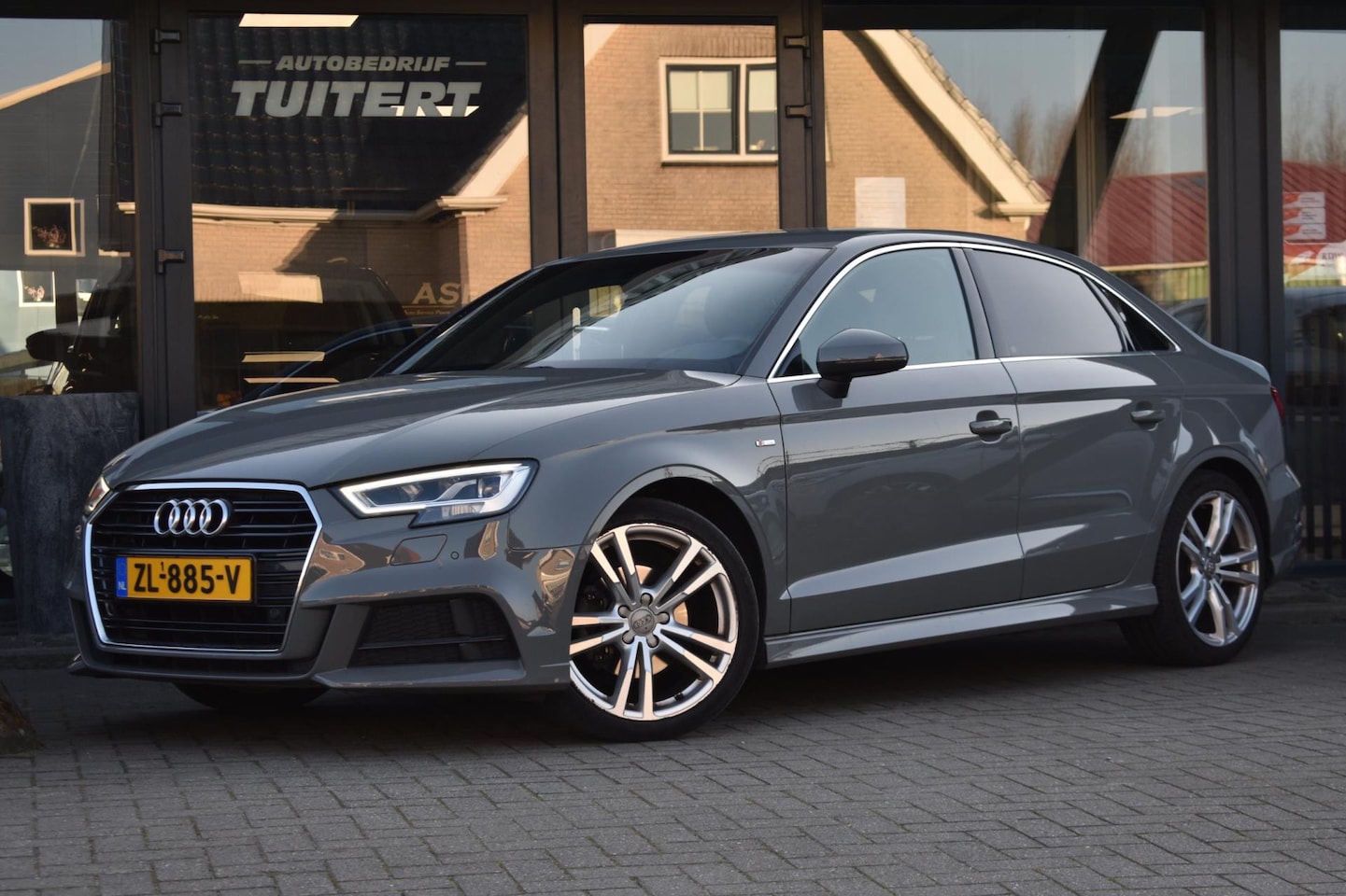 Audi A3 Limousine - 30 TFSI Sport S Line | LED | DEALER ONDERHOUDEN | DAB | NAP | NAVIGATIE | CLIMATE CONTROLE - AutoWereld.nl