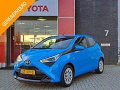 Toyota Aygo X - X-PLAY 5-DEURS APPLE/ANDROID CAMERA LED AUDIO-STUURWIELBEDIENING NL-AUTO