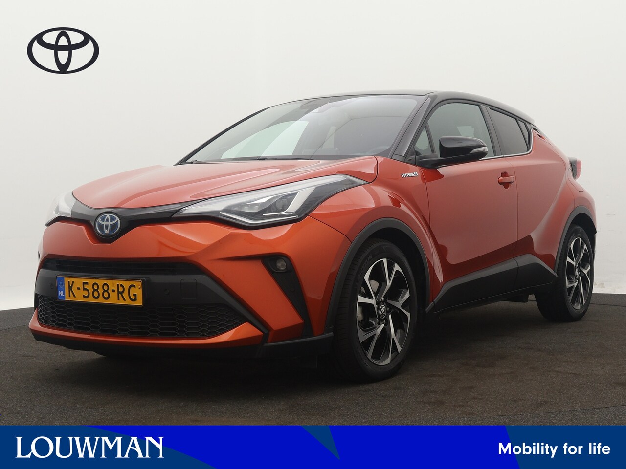 Toyota C-HR - 1.8 Hybrid First Edition | Camera | Navigatie | Climate Control | Dodehoek Ass. | Stoelver - AutoWereld.nl