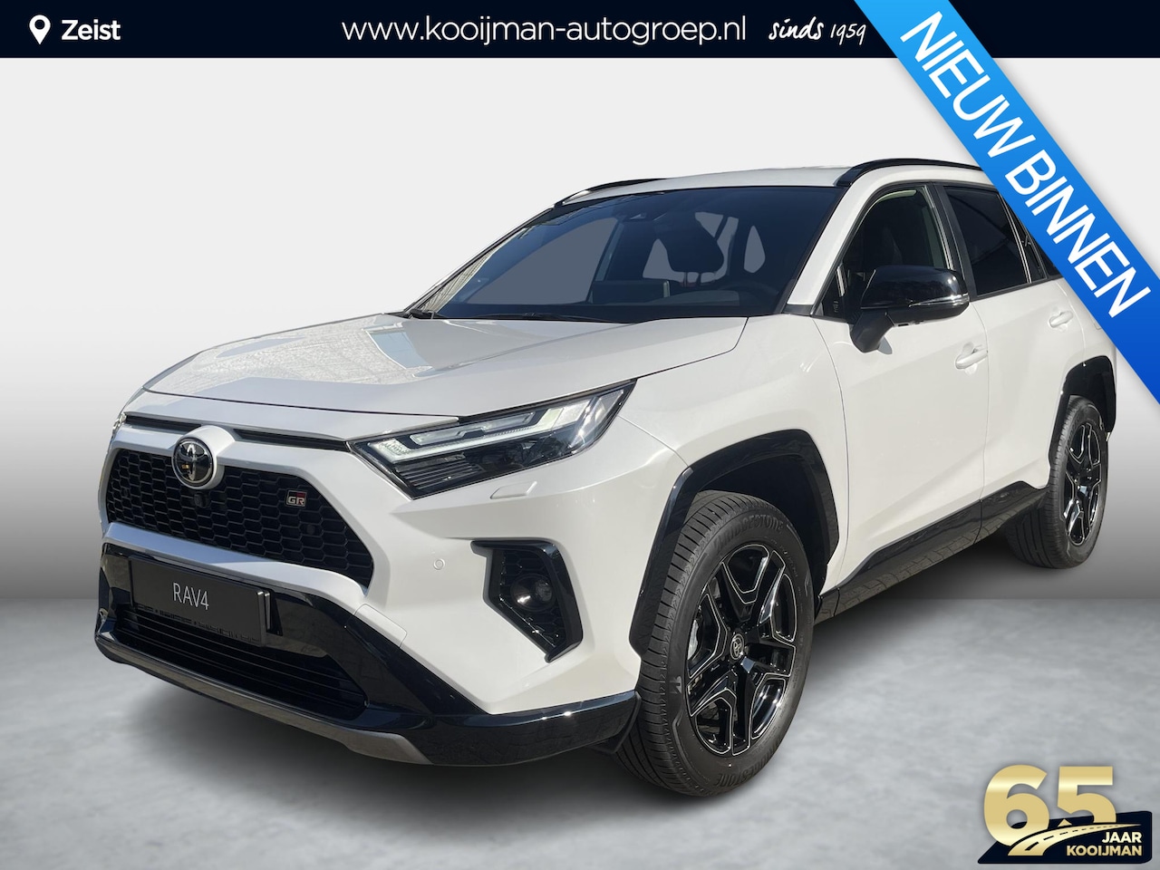 Toyota RAV4 - 2.5 Hybrid AWD GR SPORT | Sportief & Luxe gecombineerd | Zeer lage KM stand | 360° camera - AutoWereld.nl