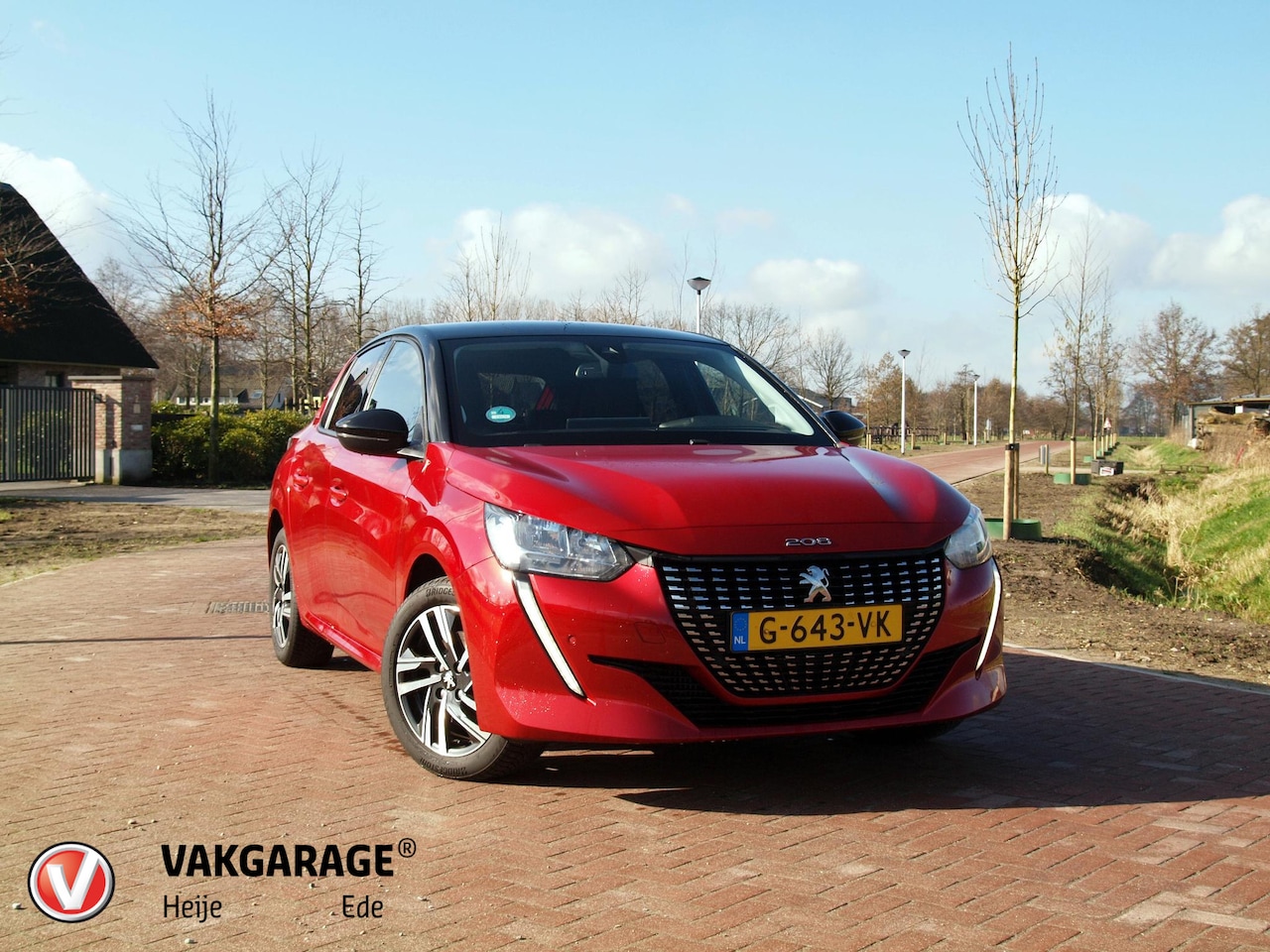 Peugeot 208 - 1.2 PureTech Blue Lease Allure | Apple Carplay | 100 PK | Two-Tone | Achteruitrijcamera | - AutoWereld.nl